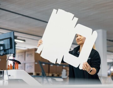 Räätälöity verkkokauppapakkaus